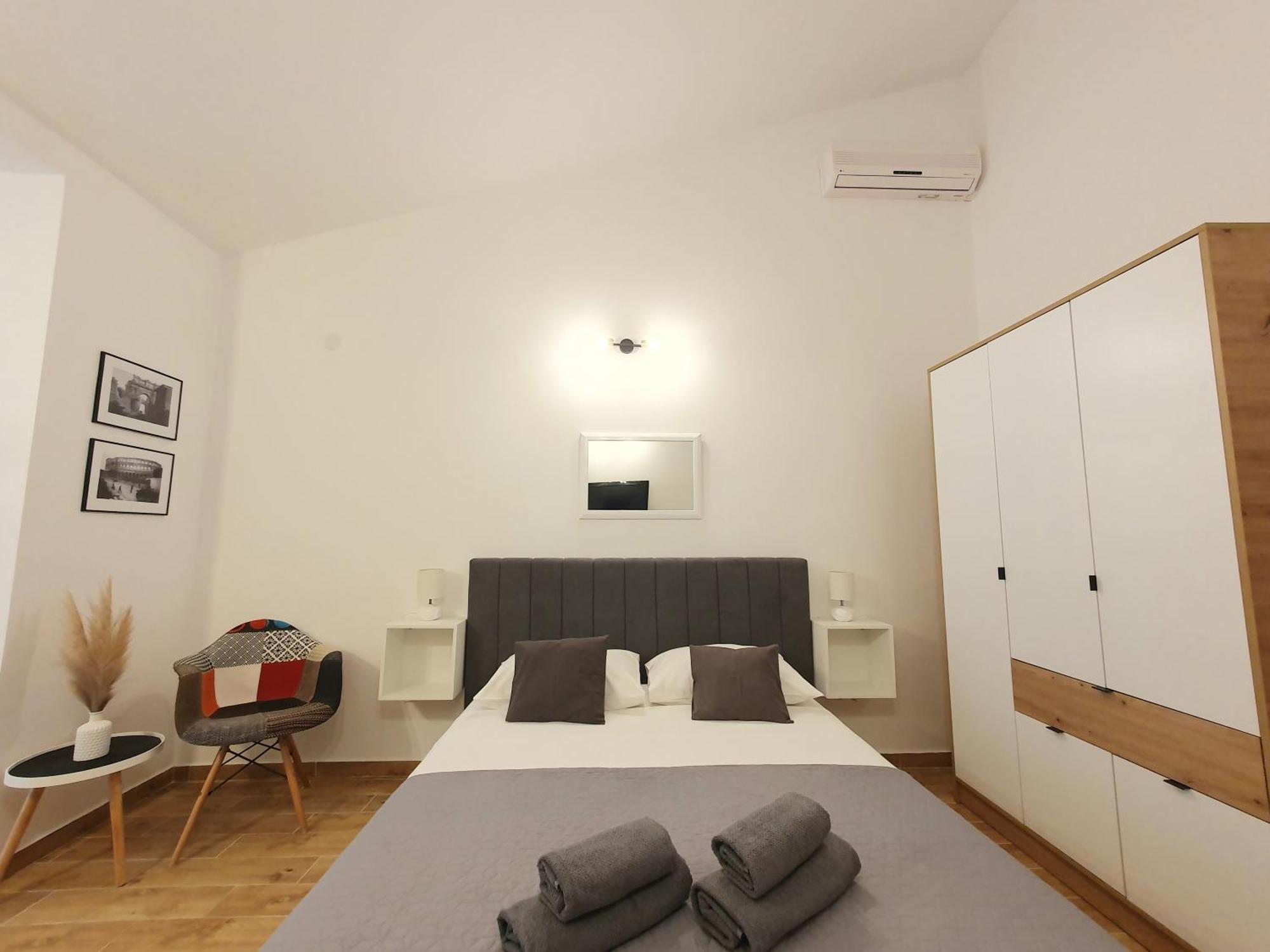 Apartments Dejana Štinjan Exteriör bild